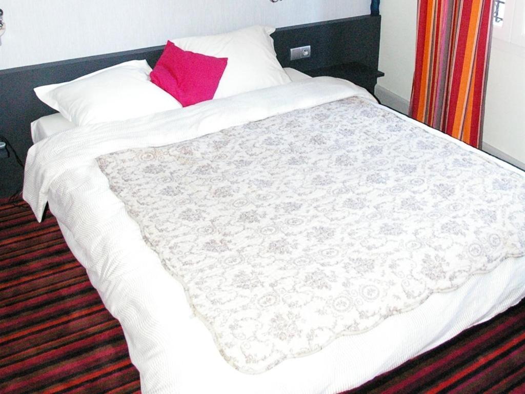 Hotel Latino Reims Centre Pokoj fotografie