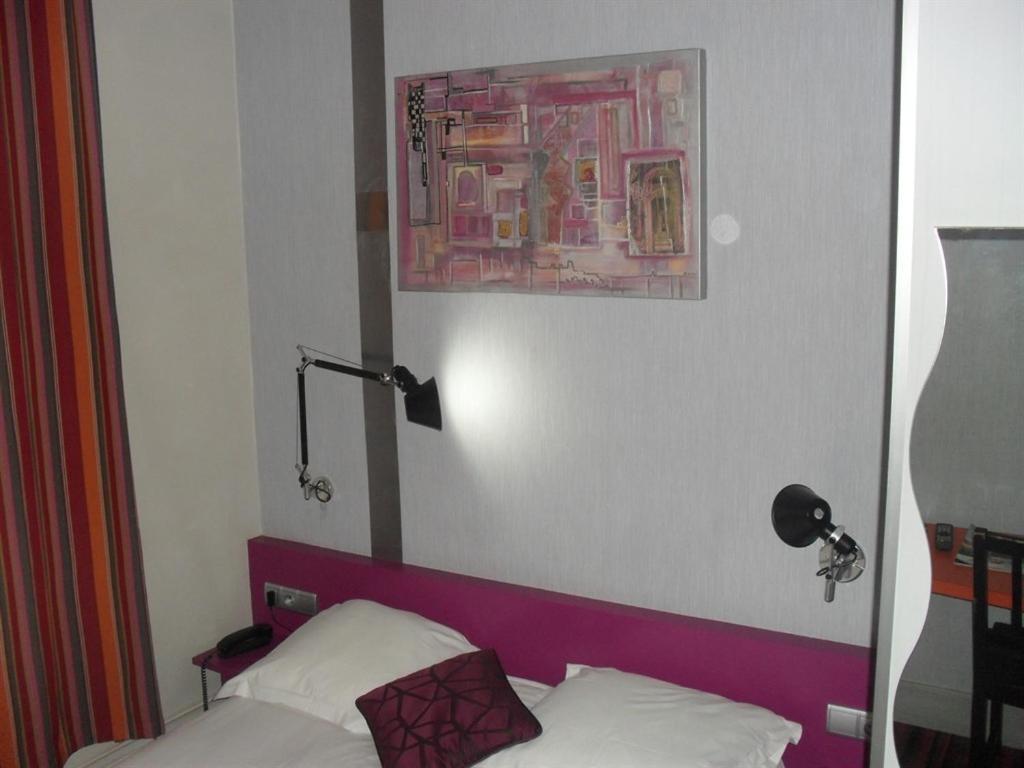 Hotel Latino Reims Centre Pokoj fotografie